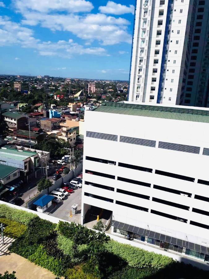 Myrvin At Grass Residences, Qc マニラ市 エクステリア 写真