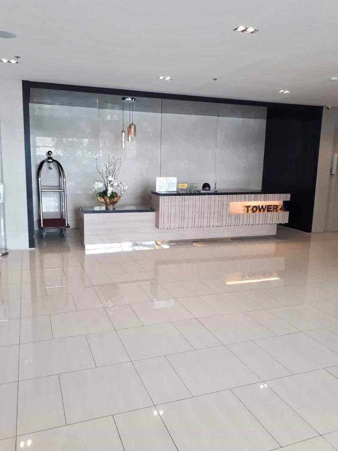 Myrvin At Grass Residences, Qc マニラ市 エクステリア 写真